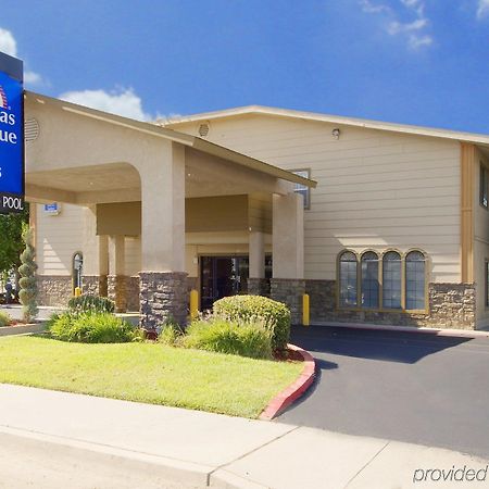Americas Best Value Inn & Suites-East Бейкерсфілд Екстер'єр фото