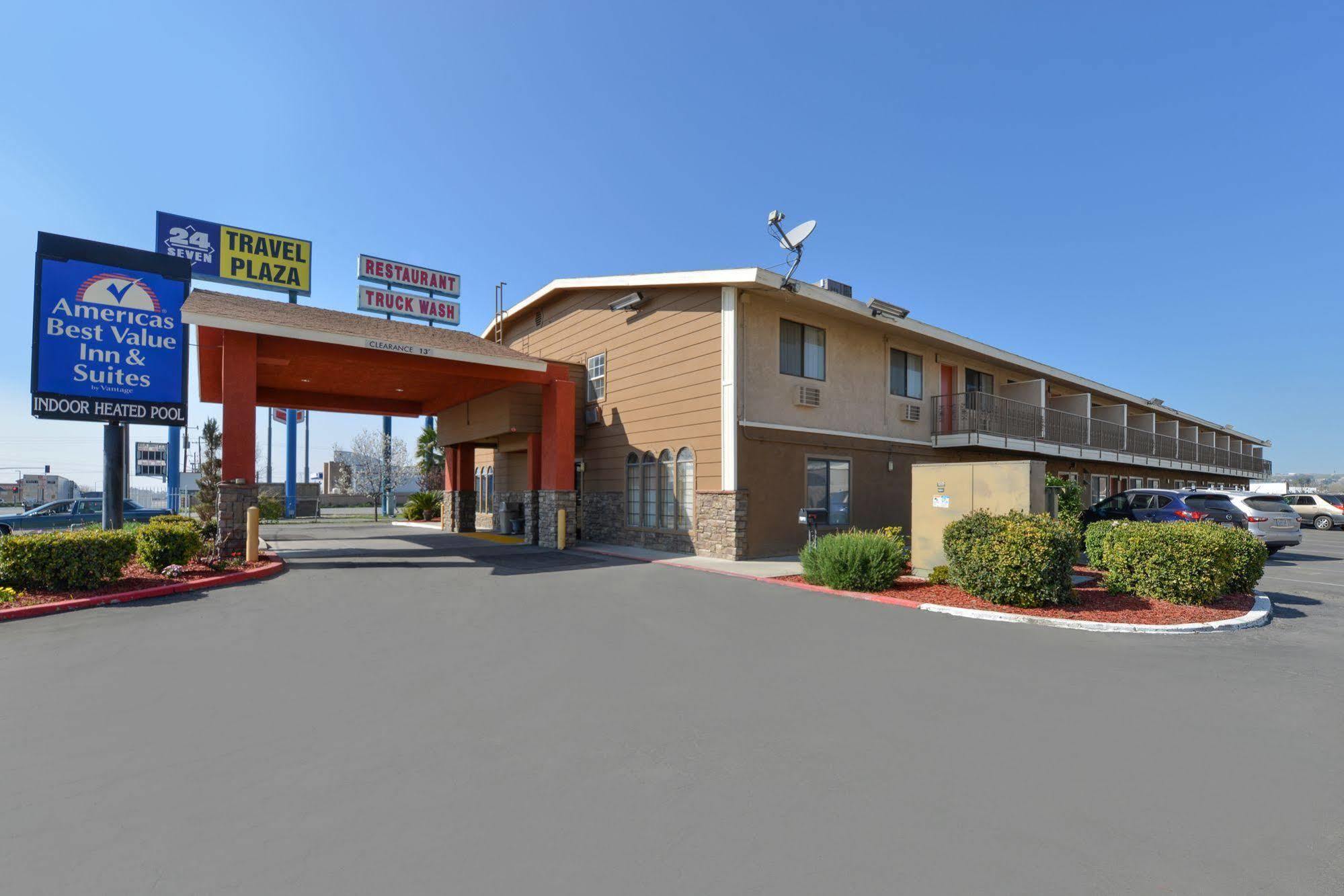 Americas Best Value Inn & Suites-East Бейкерсфілд Екстер'єр фото